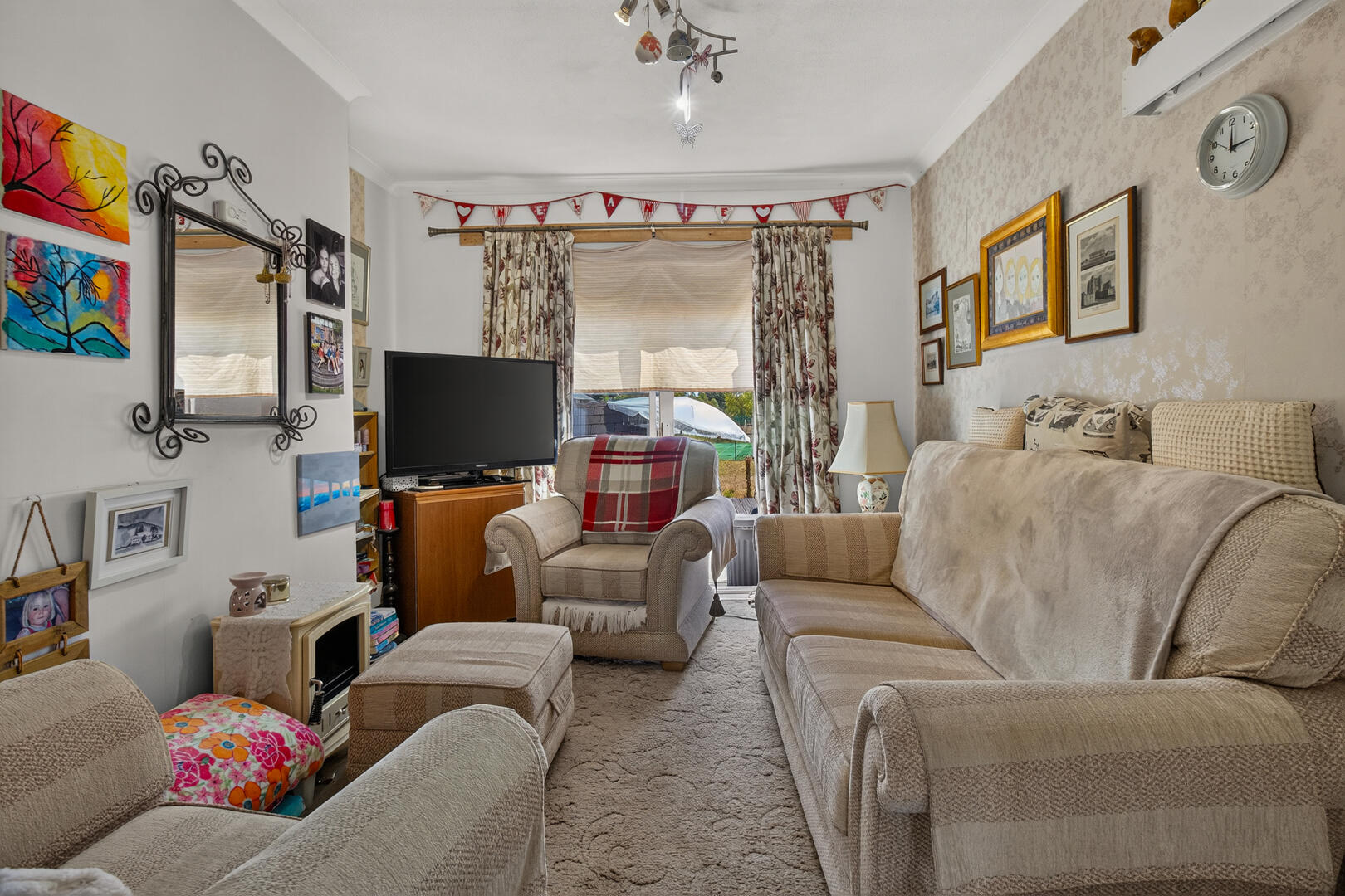 3 bed property in Timberdine Avenue, Worcester